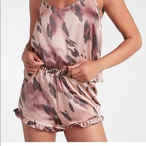 Satin ruffle sleep shorts NWT size SMALL